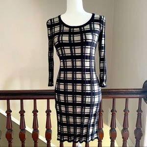 SAKS 5th AVE Black and Beige Plaid Knit Knee-length Dress with 3/4 sleeves